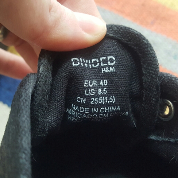 *SOLD* Black platform sneakers Divided H&M scales - Picture 9 of 9